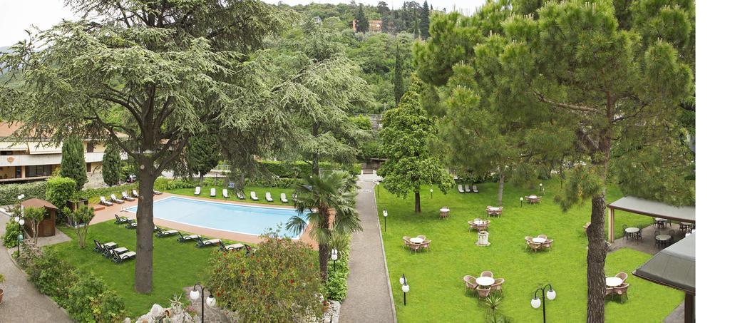 Hotel Elisabetta Torbole Sul Garda Екстер'єр фото
