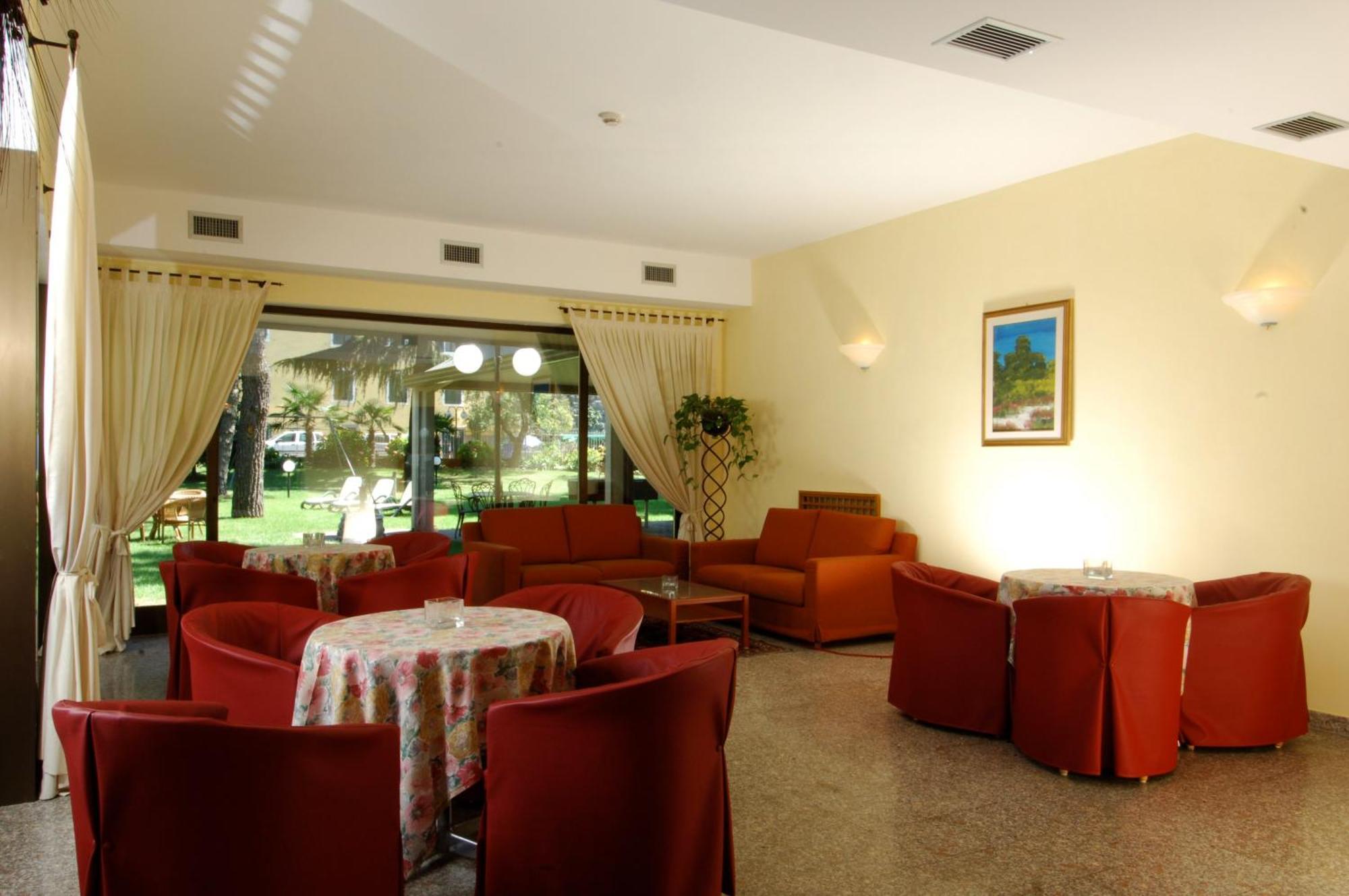 Hotel Elisabetta Torbole Sul Garda Екстер'єр фото